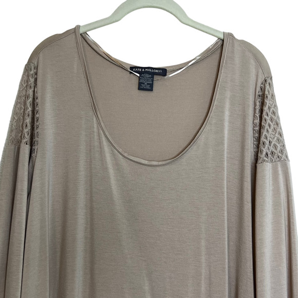Kate & Mallory Womens Tunic Size 2X Beige High Low Lace Shoulders Long Sleeve - Picture 2 of 6